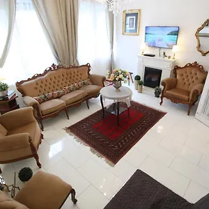 https://neo-baroque-with-terrace.inbudapesthotels.com